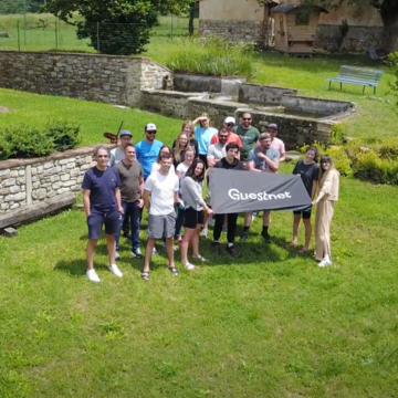 Gruppenfoto von Guestnet Mitarbeitern
